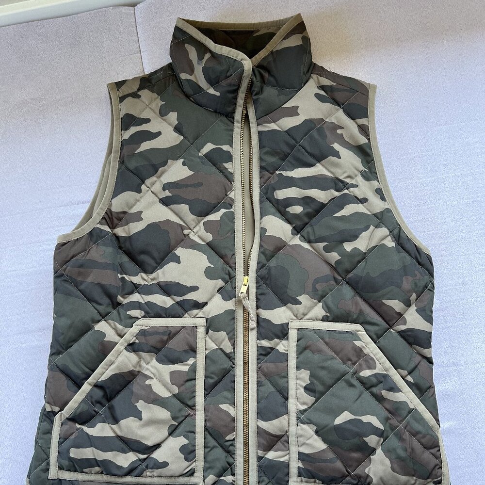 J. Crew Camo Women's Vest (Size Small)